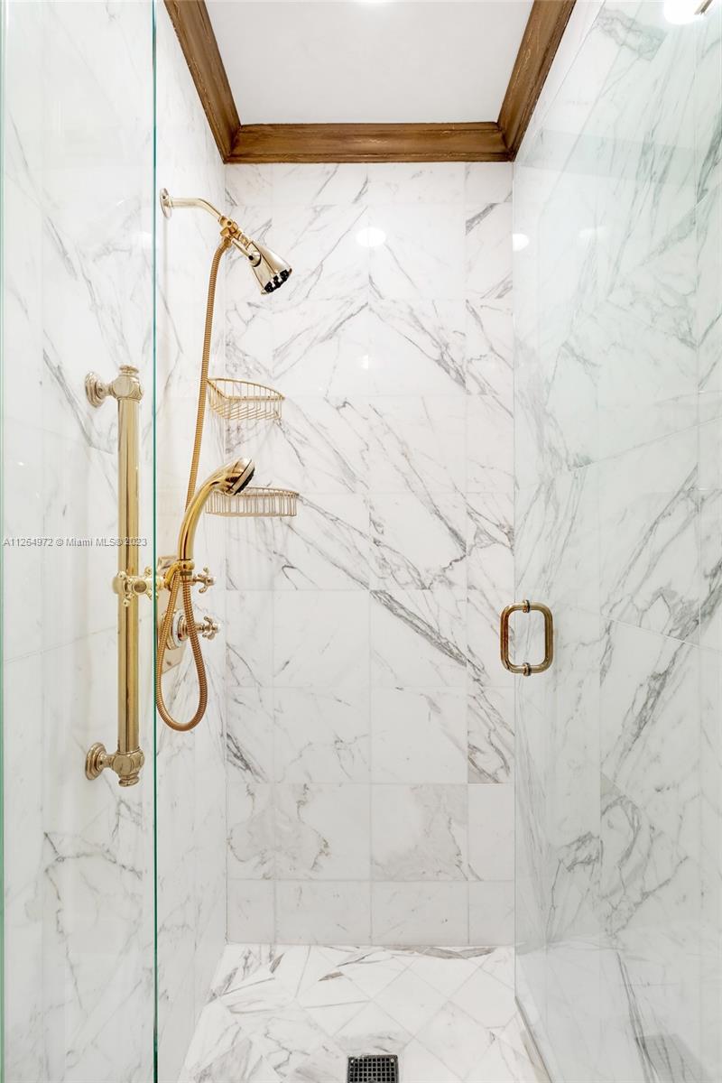 LA GORCE ISLAND PB 34-83 - Residential