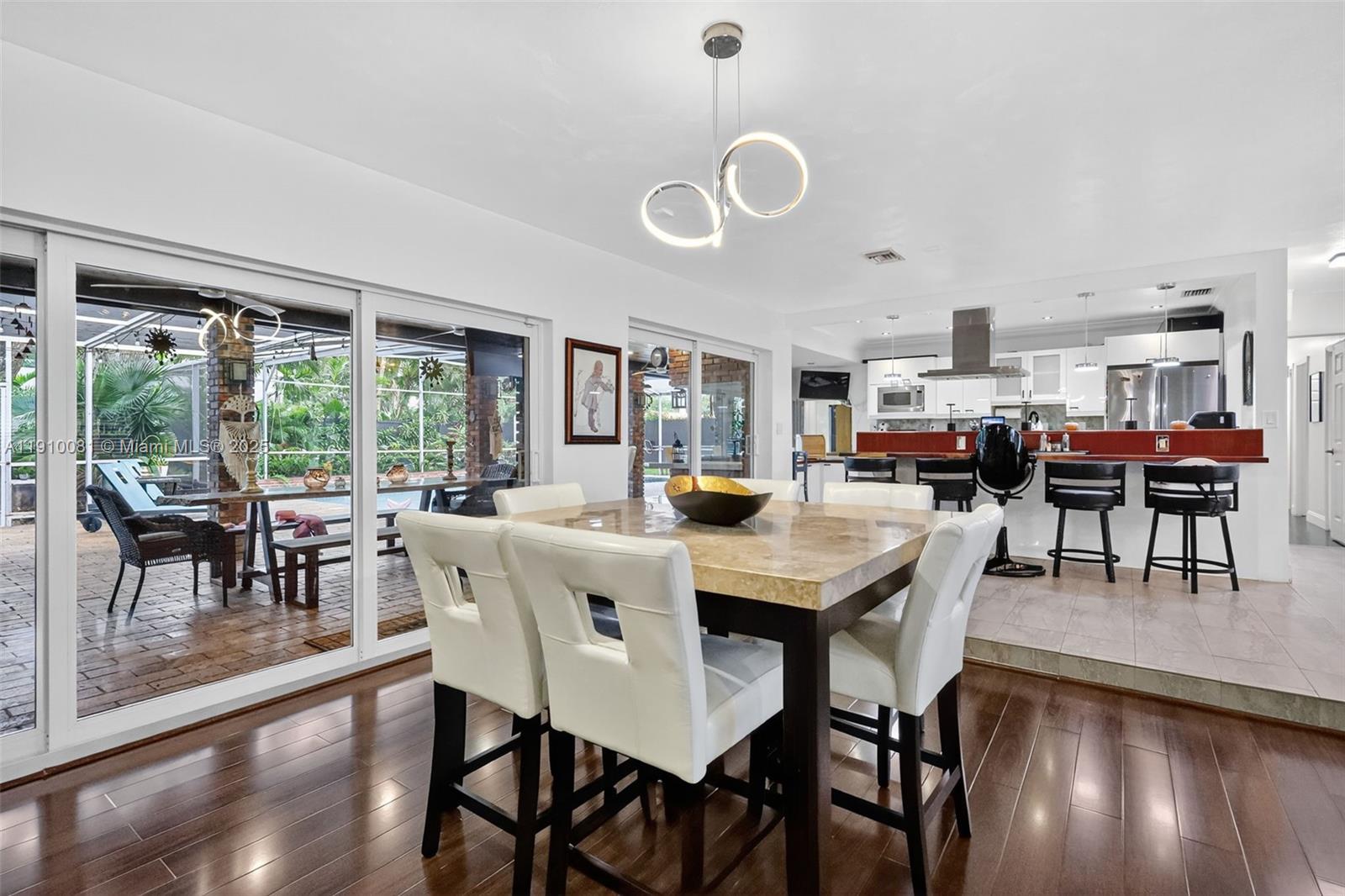 HIGHLAND OAKS - Residential