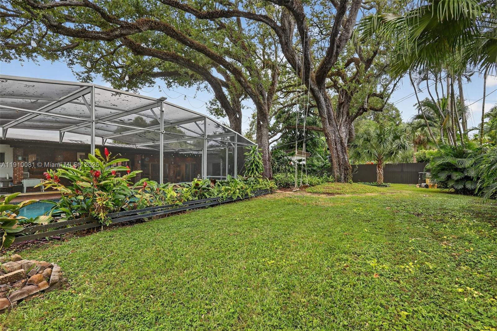 HIGHLAND OAKS - Residential