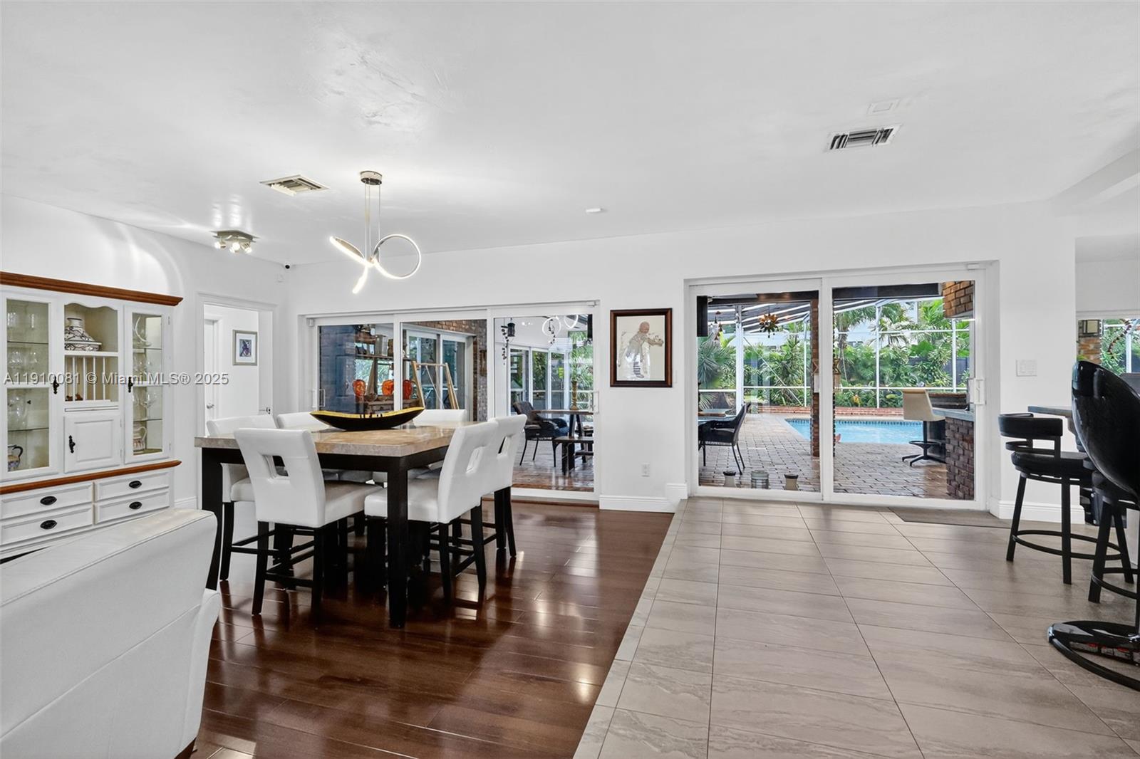 HIGHLAND OAKS - Residential