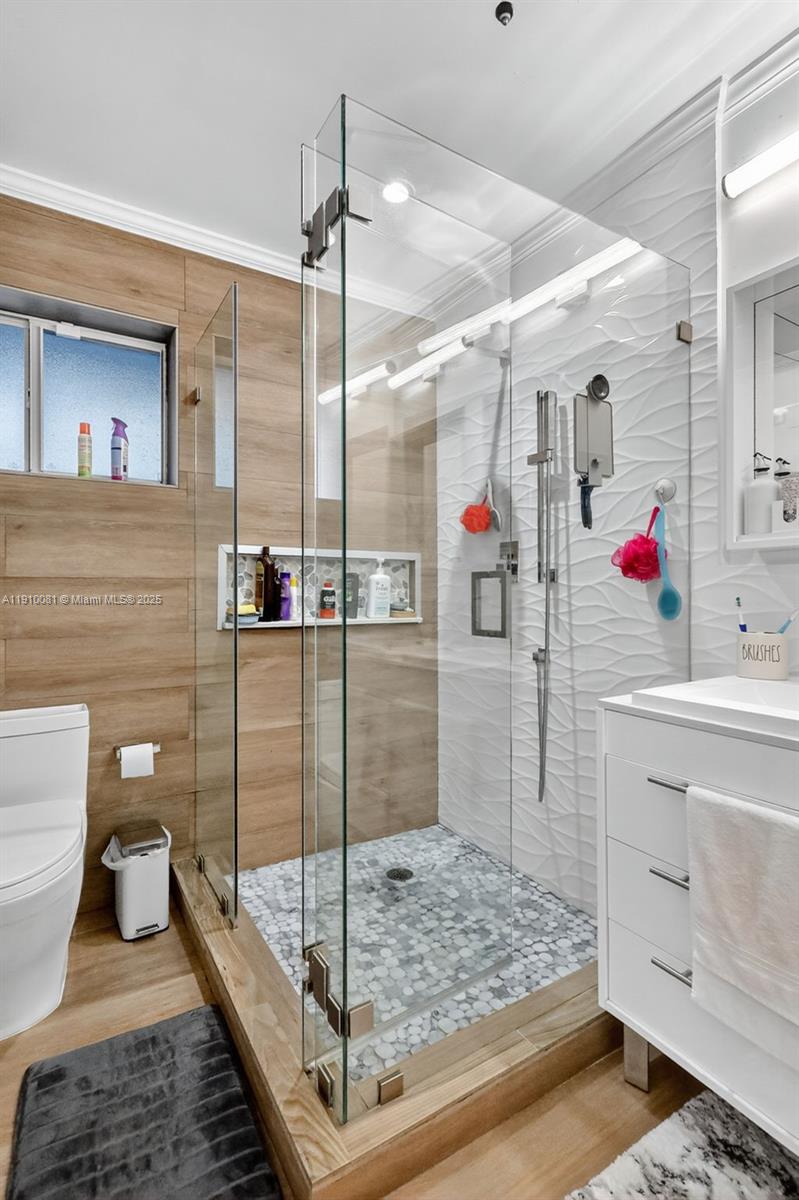 HIGHLAND OAKS - Residential