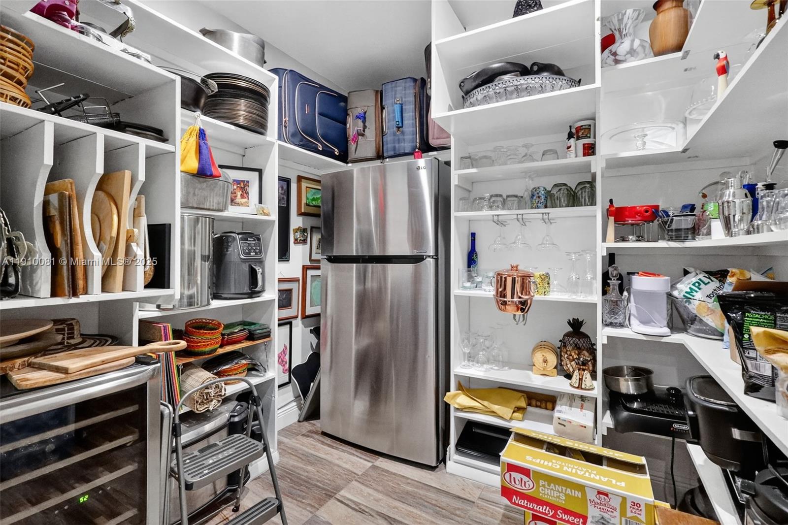 HIGHLAND OAKS - Residential