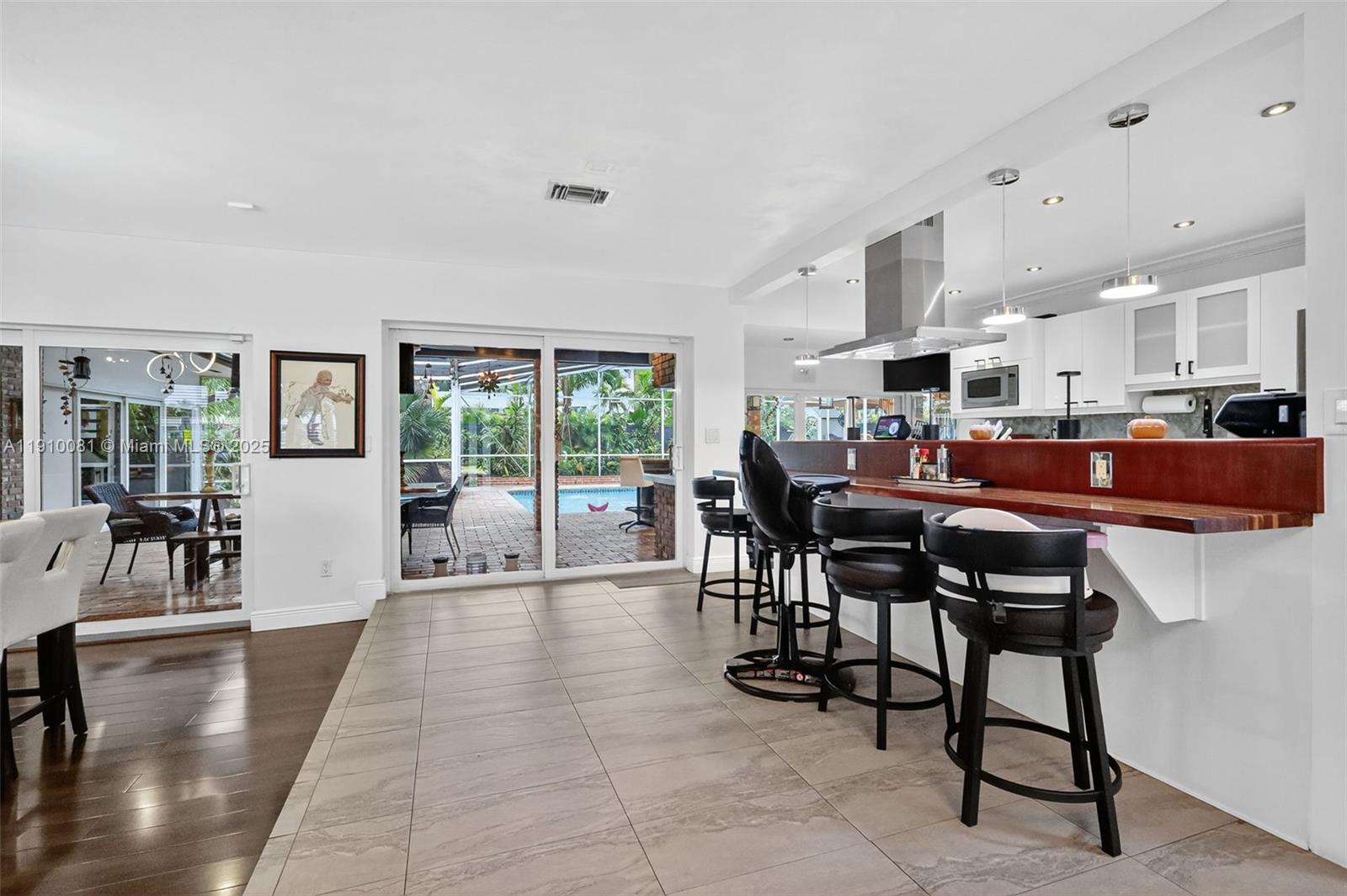 HIGHLAND OAKS - Residential