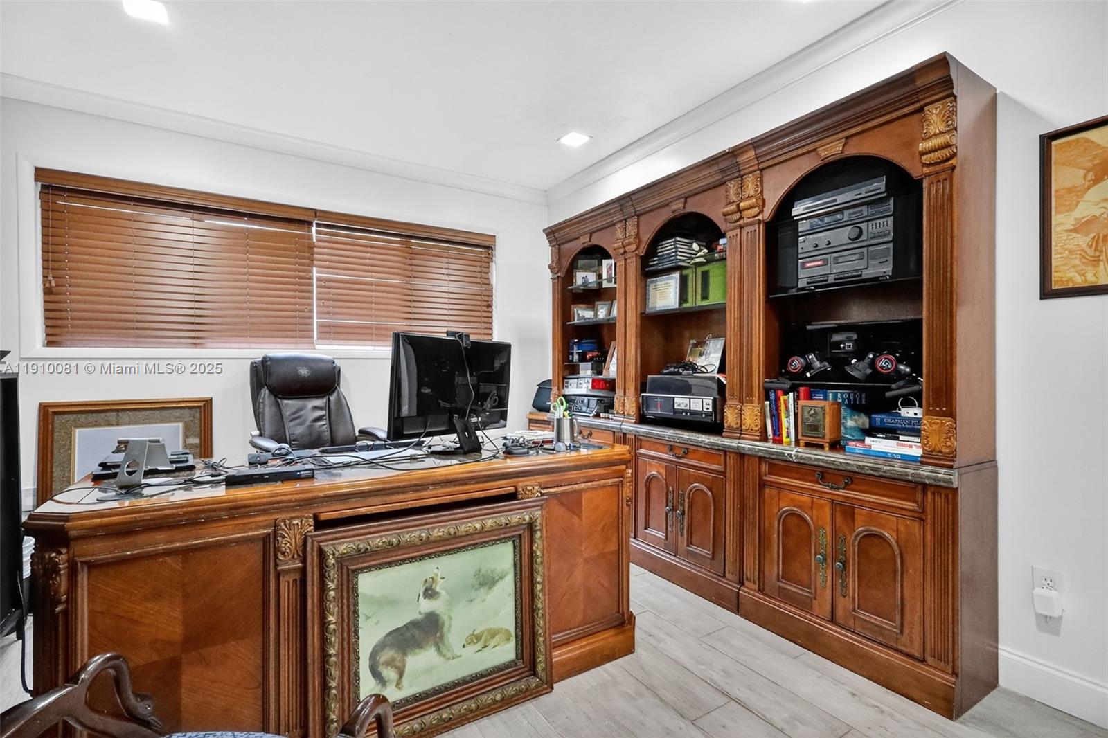 HIGHLAND OAKS - Residential