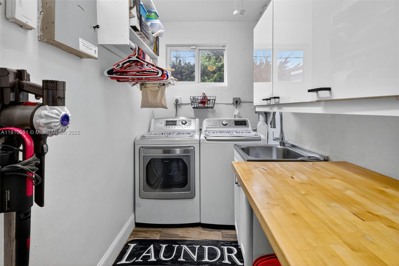 HIGHLAND OAKS - Residential