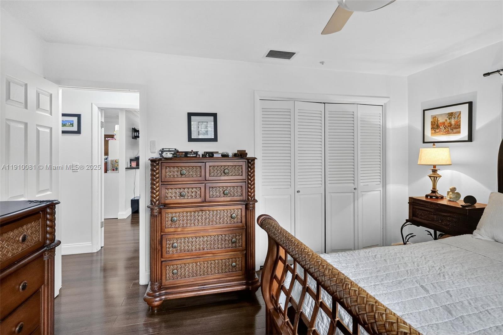 HIGHLAND OAKS - Residential