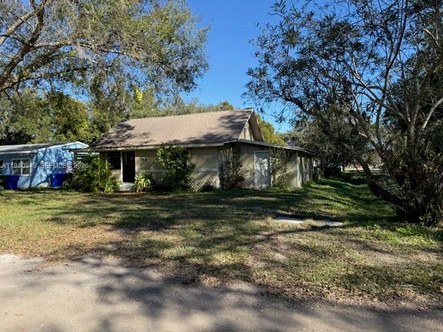Located in an established Kissimmee neighborhood, this 3-bedroom, 2-bath single-family home offers 1,088 square feet of living area and sits on a 7,579-square-foot lot. The property is conveniently positioned near Downtown Kissimmee, shopping, dining, schools, parks, and public transportation, with easy access to major roadways, employment centers, and area attractions. The surrounding area features a mix of long-term residences and everyday conveniences, making this a well-located opportunity within Osceola County.
***No interior access, occupied property. Do not disturb occupants. Trespassing is prohibited. Any inspections of this property is not allowed. This property is being sold as-is, property is lender-owned and US Bank is making no representations or warranties***