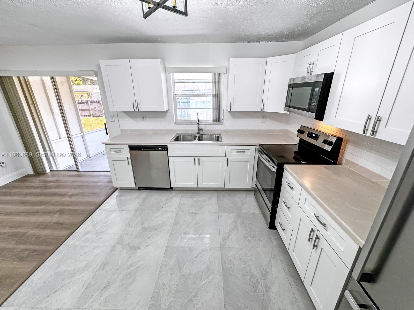 DRIFTWOOD ESTATES NO 2 - Residential