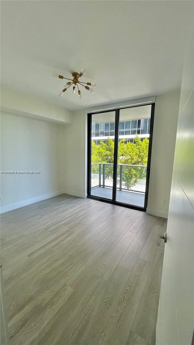 AVENTURA PARKSQUARE RESID - Residential Lease