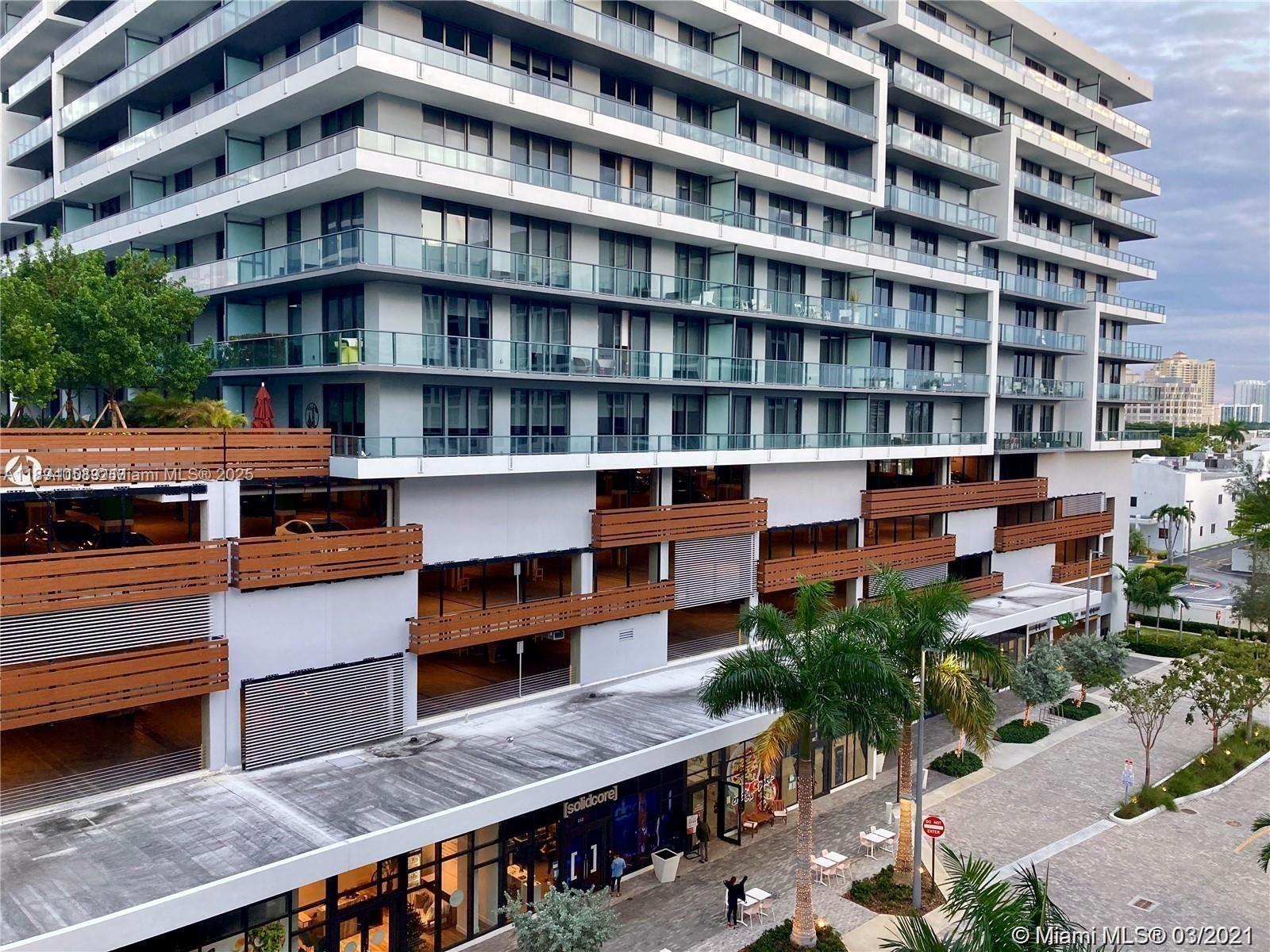 AVENTURA PARKSQUARE RESID - Residential Lease