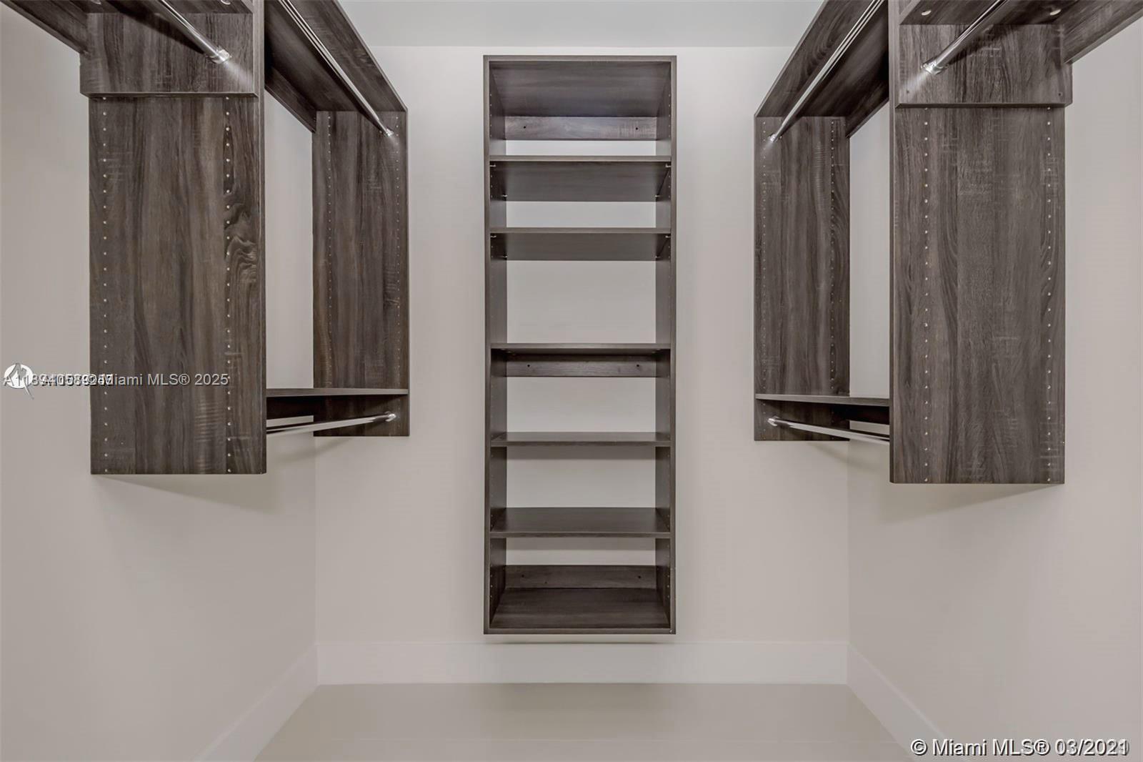 AVENTURA PARKSQUARE RESID - Residential Lease