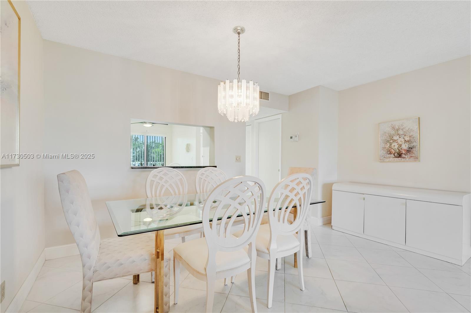 HUNTINGTON LAKES SEC FIVE - Residential