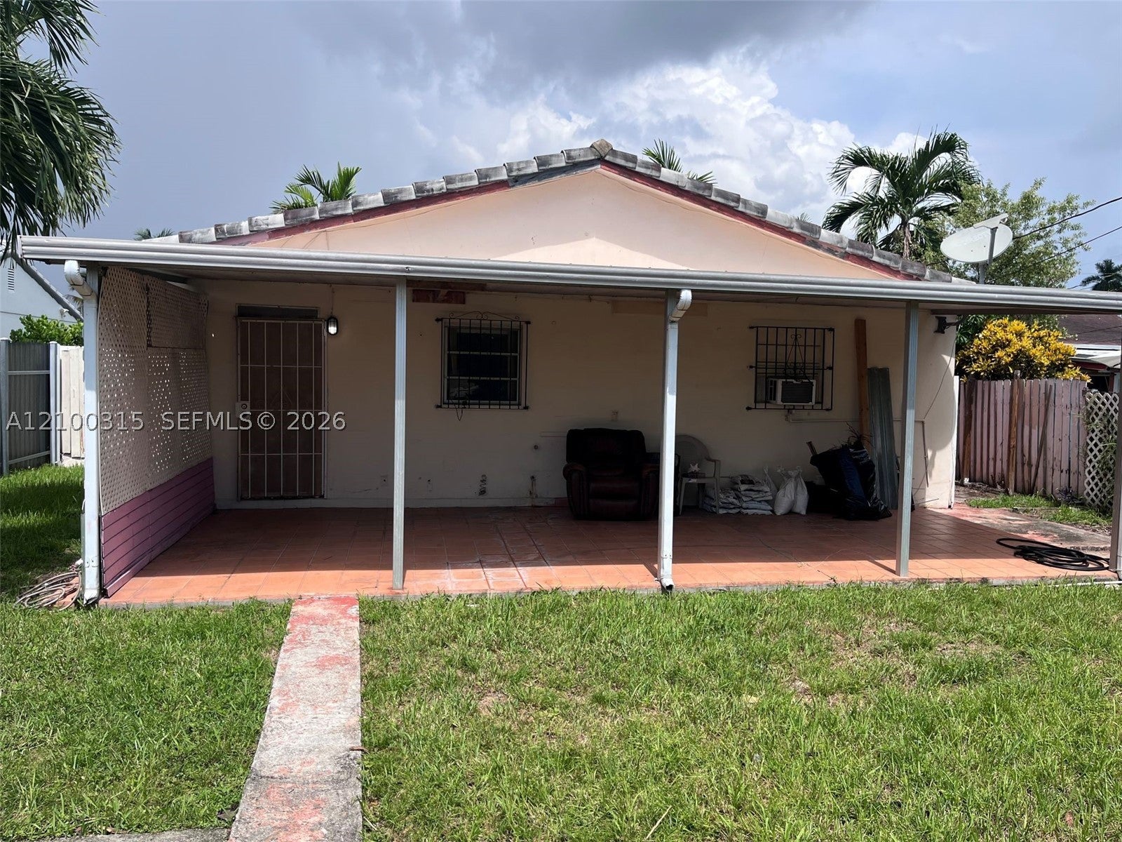 3630 NW 18th Ter
