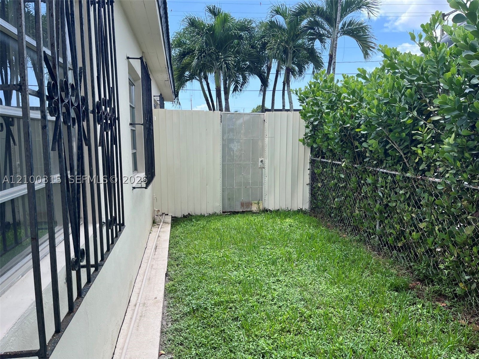 3630 NW 18th Ter