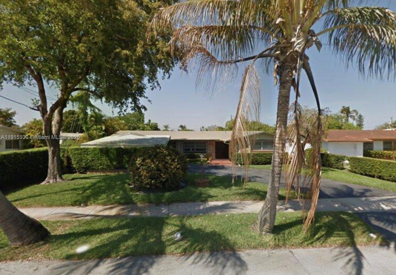 GRANADA HOMES NO 1 - Residential