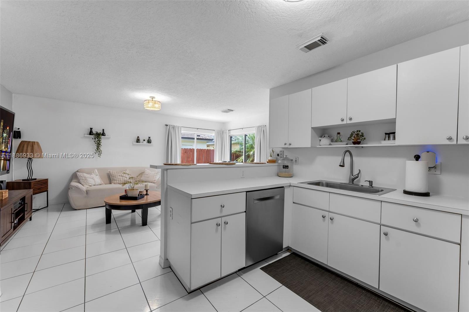 BRIGHTONS MEADOW LANDINGS - Residential