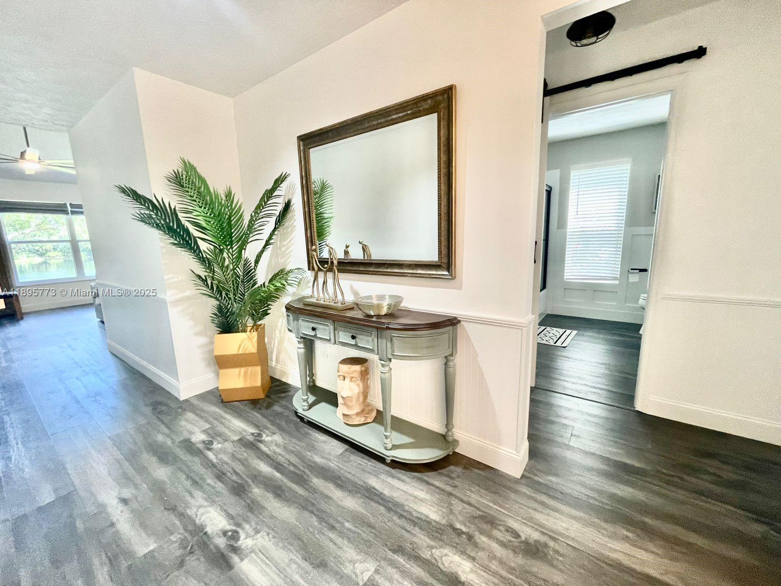 REGINA PALMS - Residential