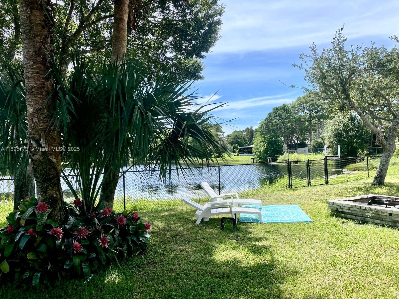 REGINA PALMS - Residential