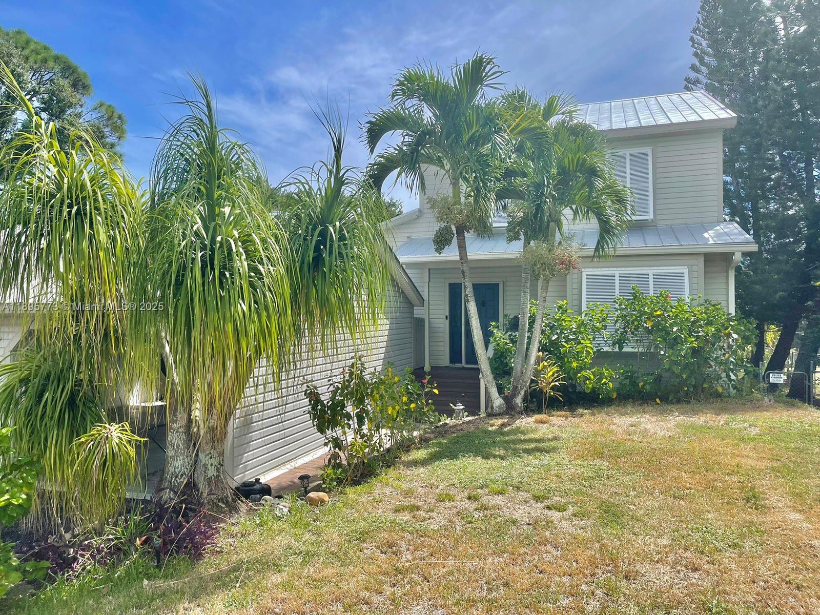 REGINA PALMS - Residential