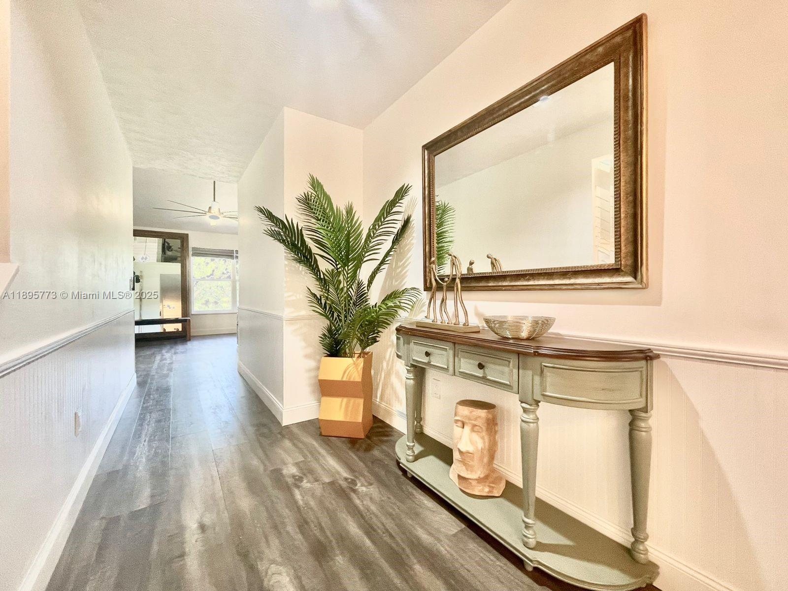 REGINA PALMS - Residential