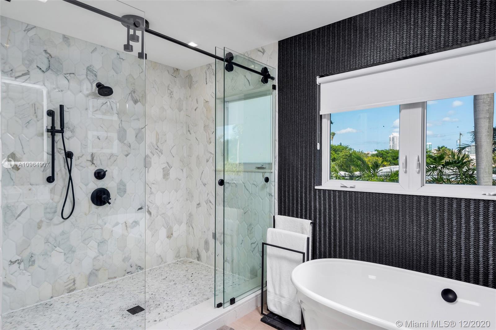 LA GORCE GOLF SUB - Residential