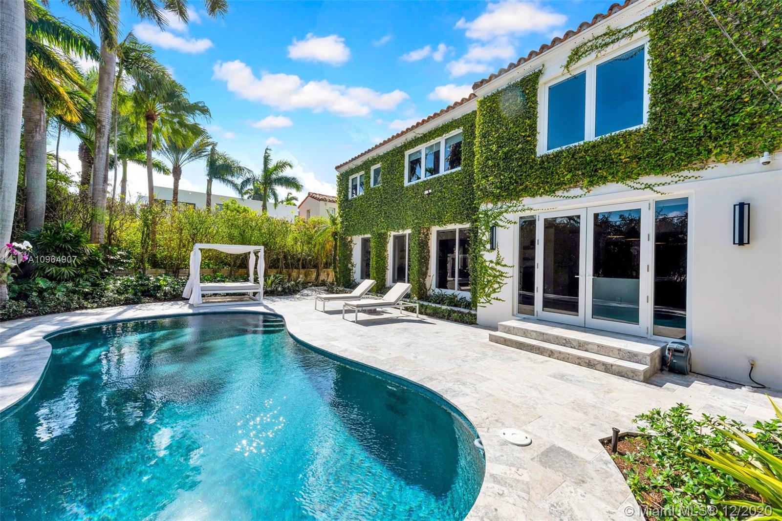 LA GORCE GOLF SUB - Residential