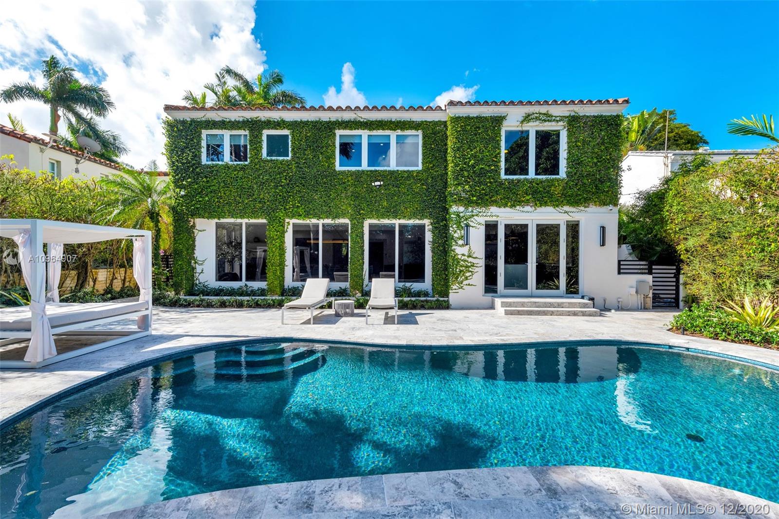 LA GORCE GOLF SUB - Residential