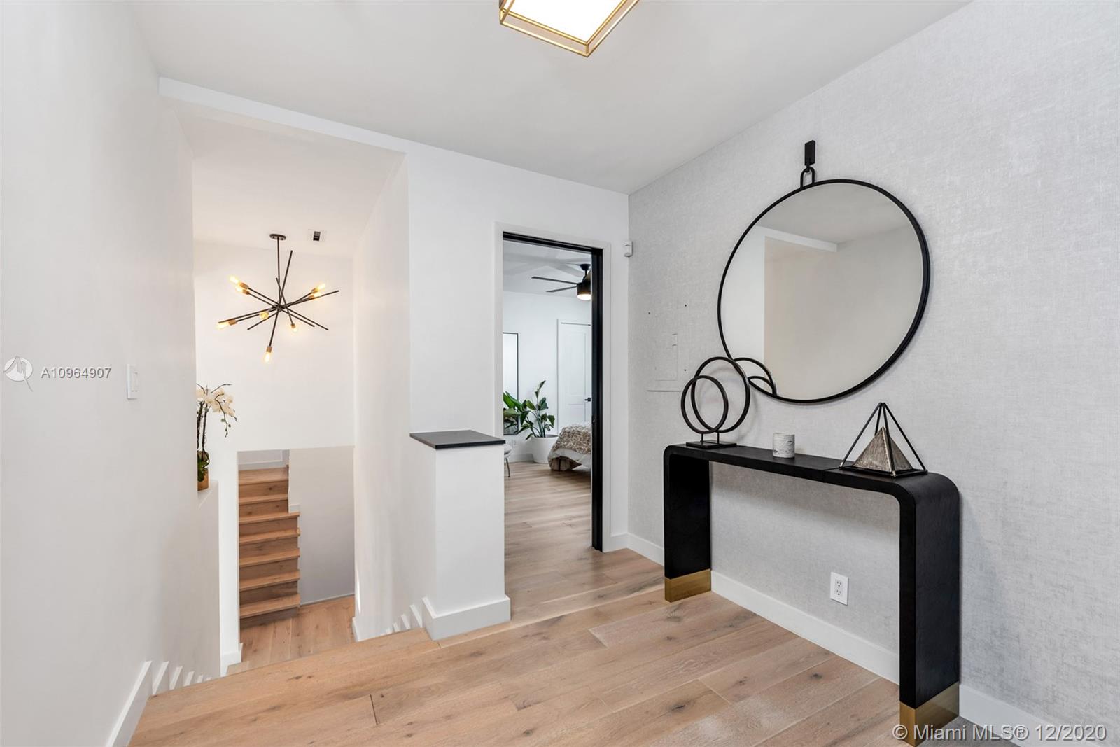 LA GORCE GOLF SUB - Residential