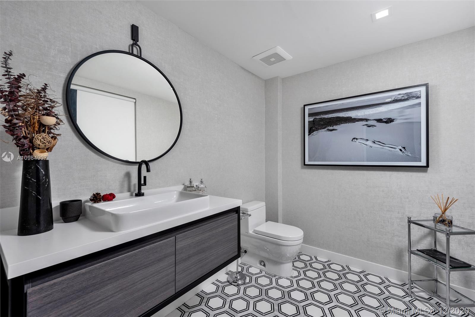 LA GORCE GOLF SUB - Residential