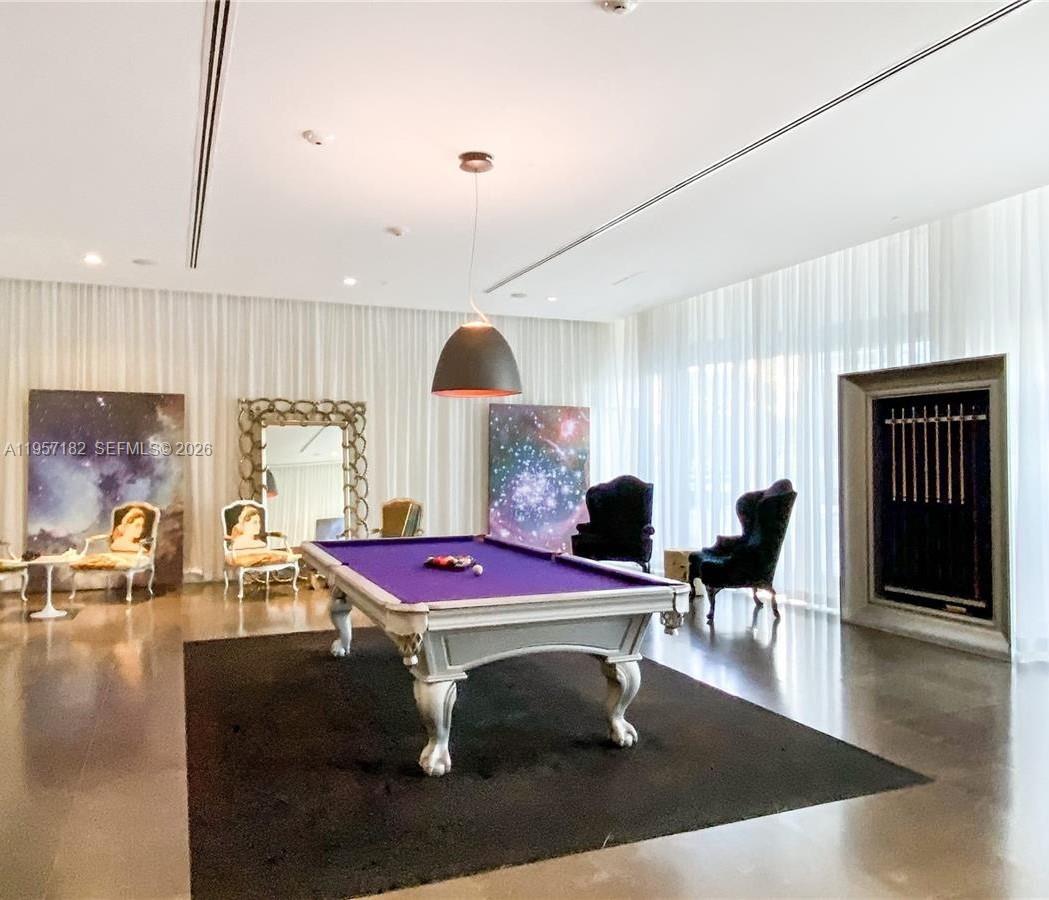 ICONBRICKELL CONDO NO 1 - Residential