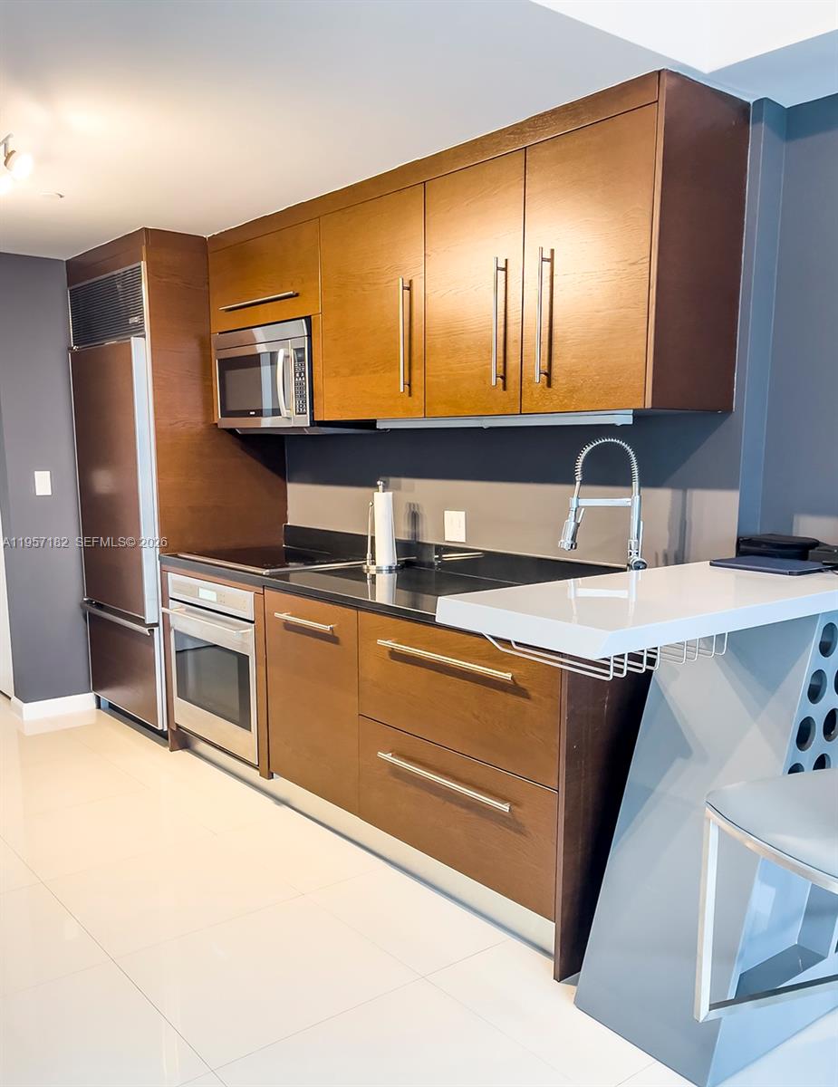 ICONBRICKELL CONDO NO 1 - Residential