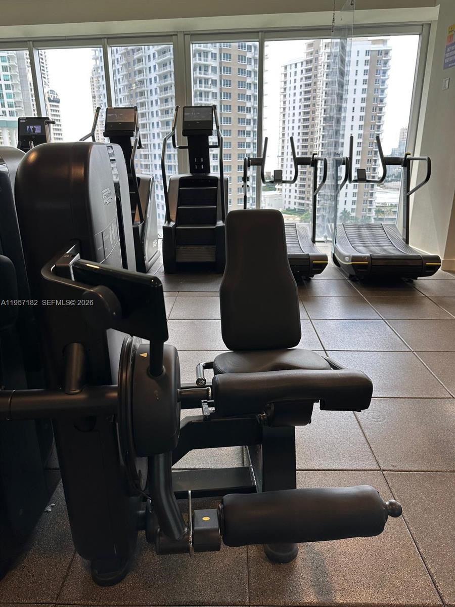 ICONBRICKELL CONDO NO 1 - Residential