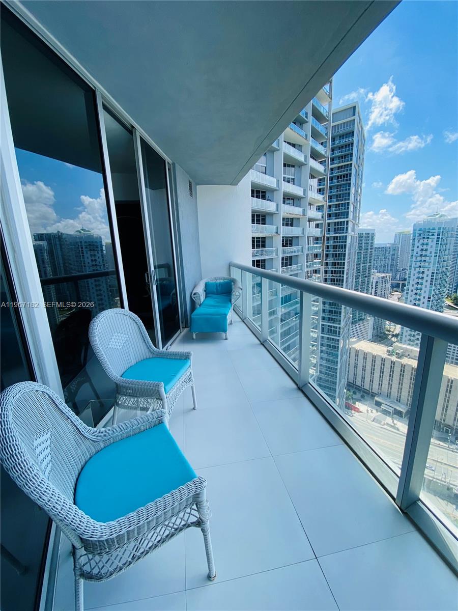 ICONBRICKELL CONDO NO 1 - Residential