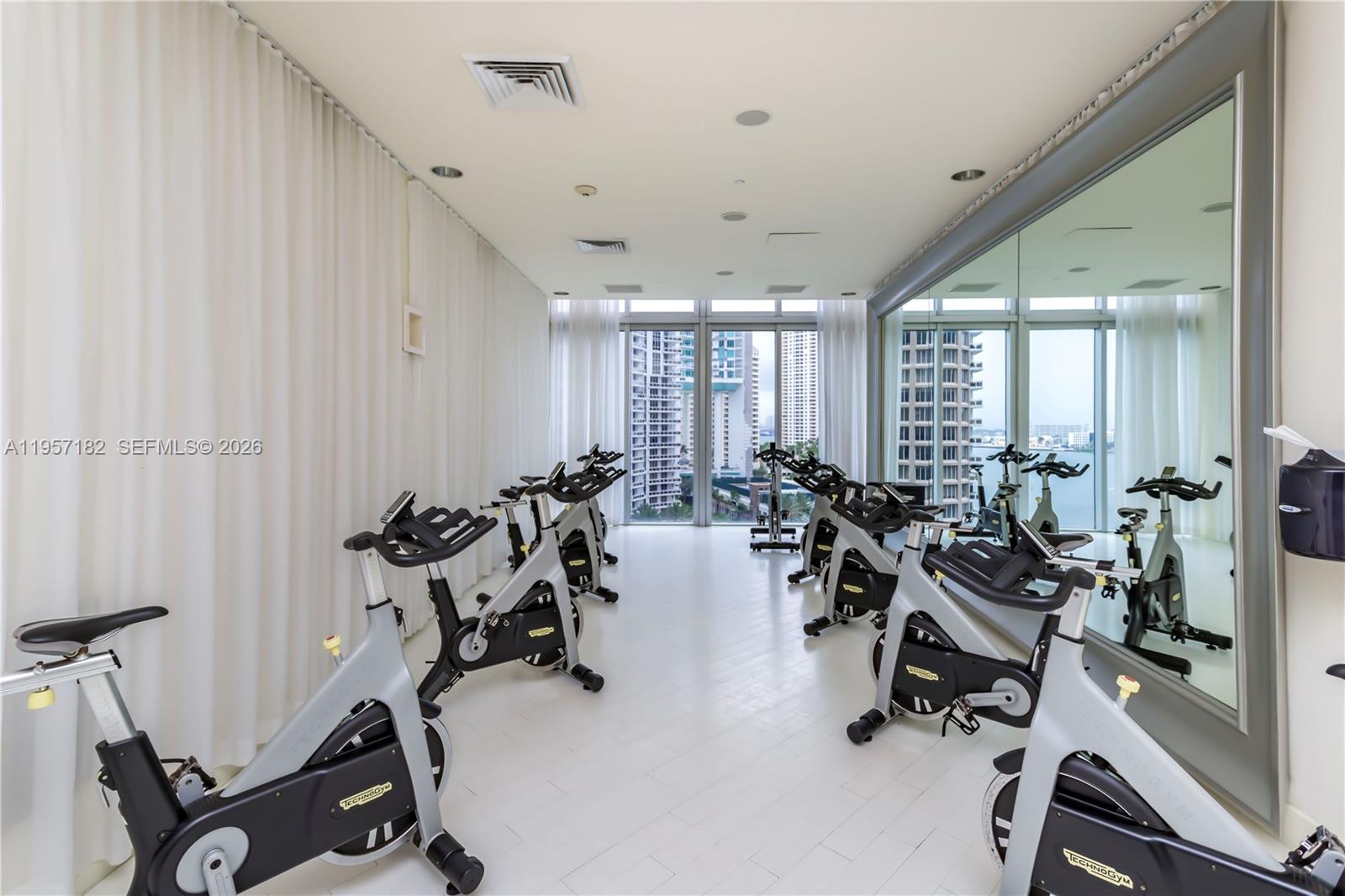 ICONBRICKELL CONDO NO 1 - Residential
