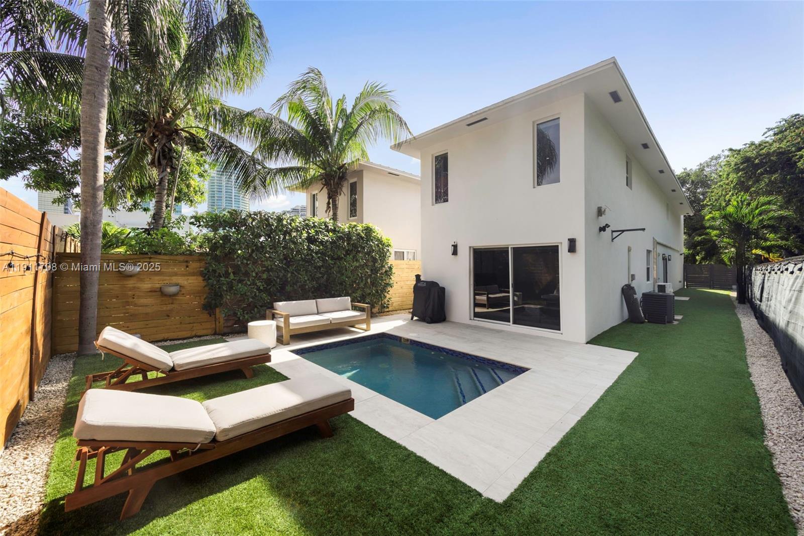 HOLLEMAN PARK - Residential