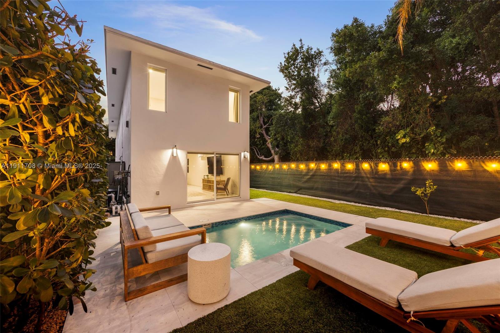 HOLLEMAN PARK - Residential