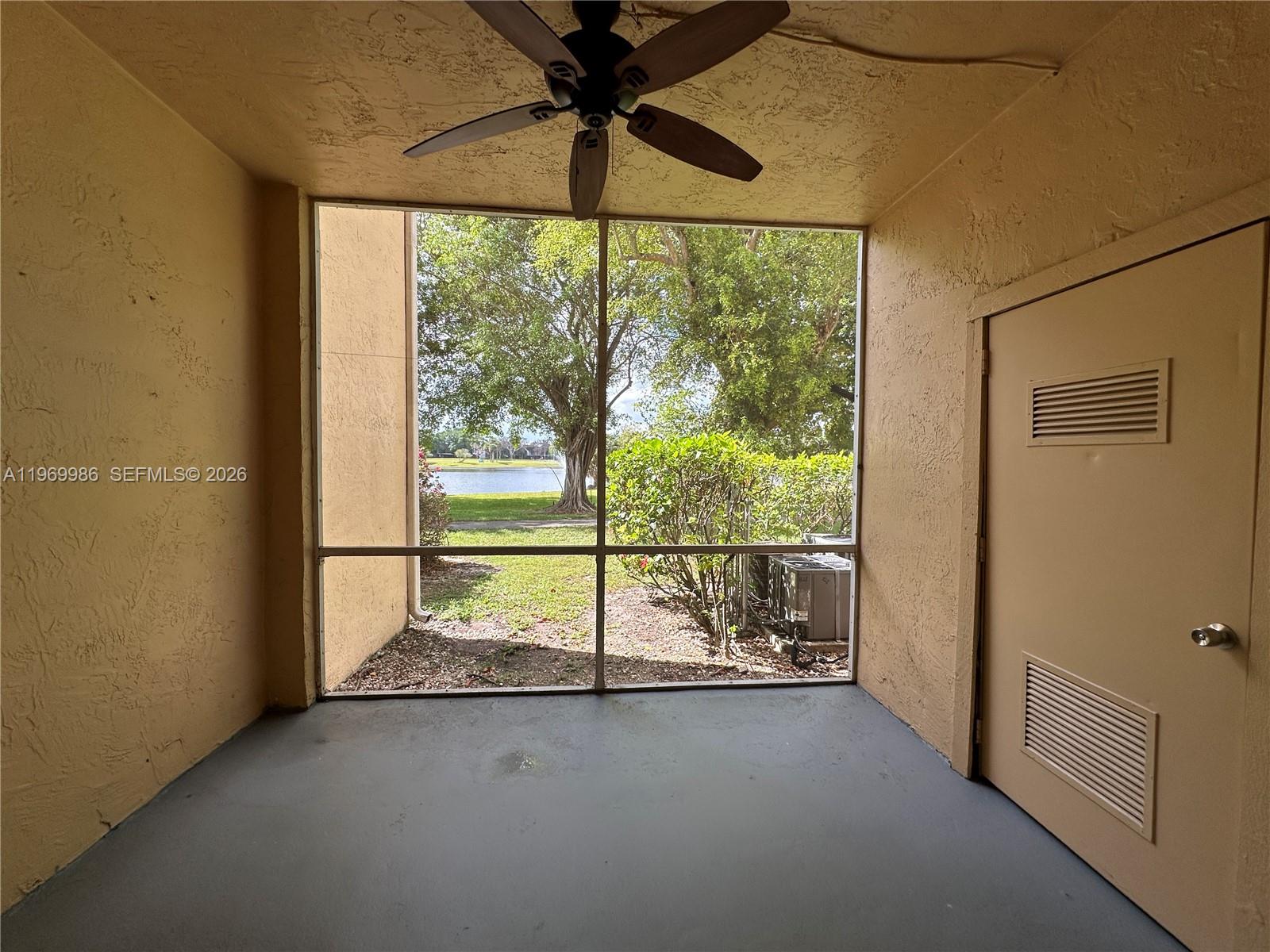 HAMMOCKS TRAILS CONDO - Residential