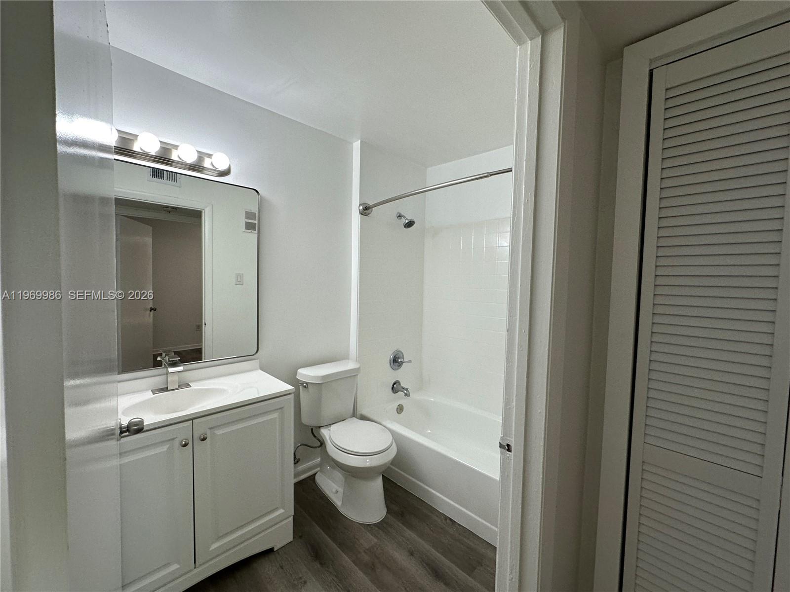 HAMMOCKS TRAILS CONDO - Residential