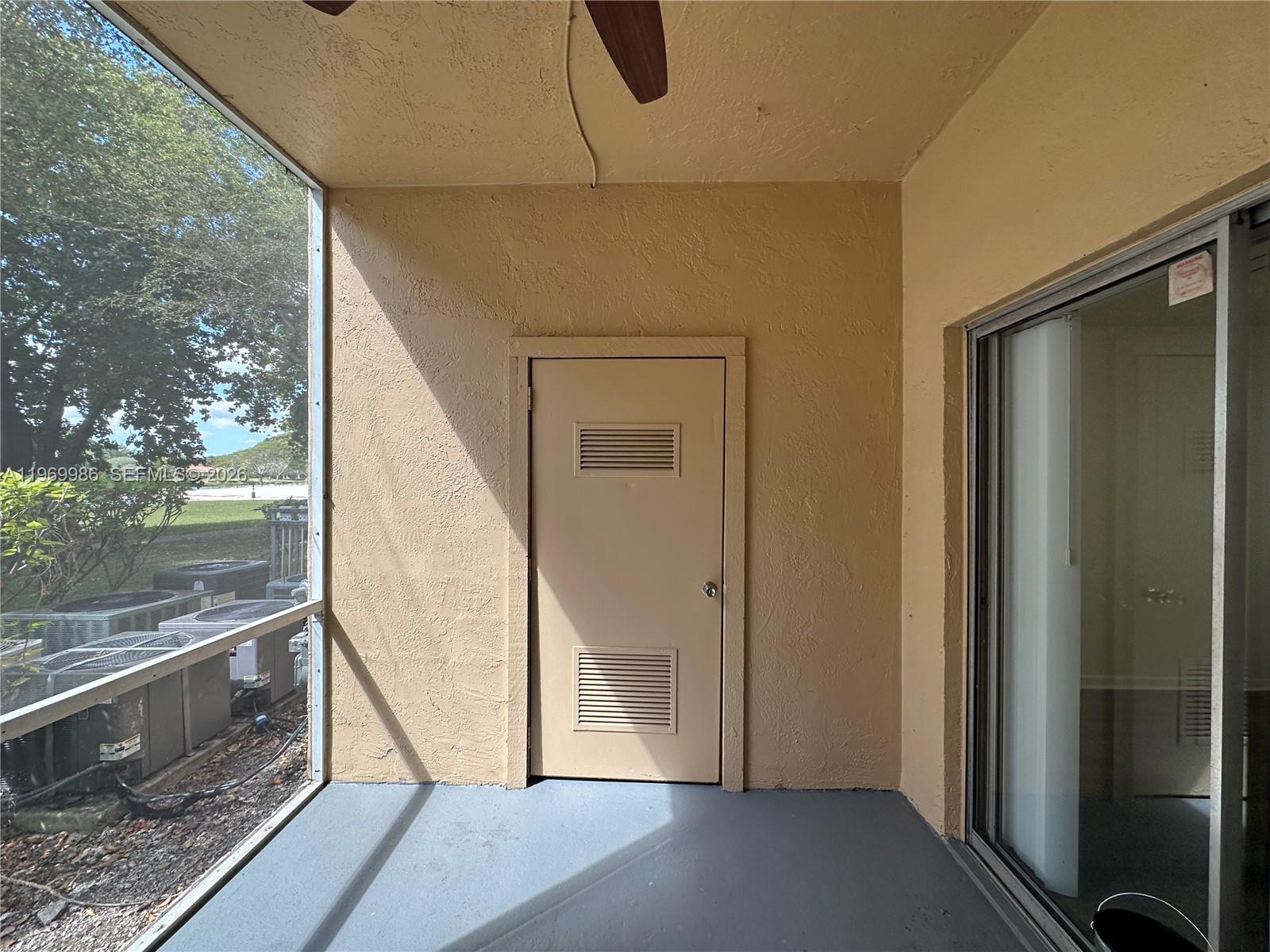 HAMMOCKS TRAILS CONDO - Residential