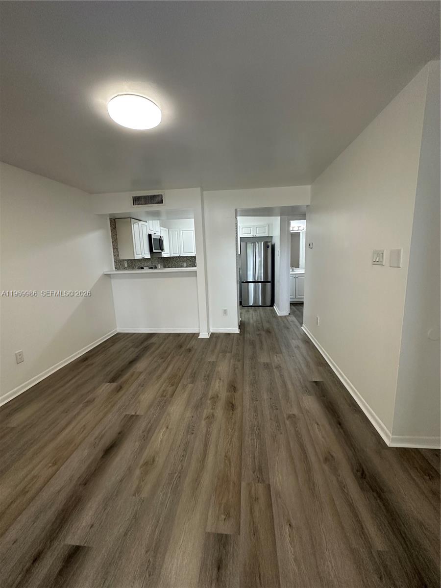 HAMMOCKS TRAILS CONDO - Residential