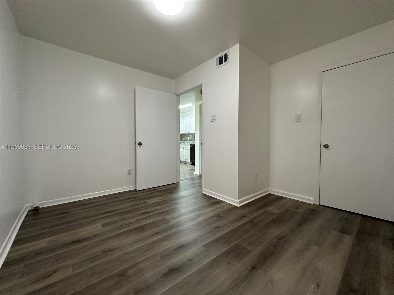 HAMMOCKS TRAILS CONDO - Residential