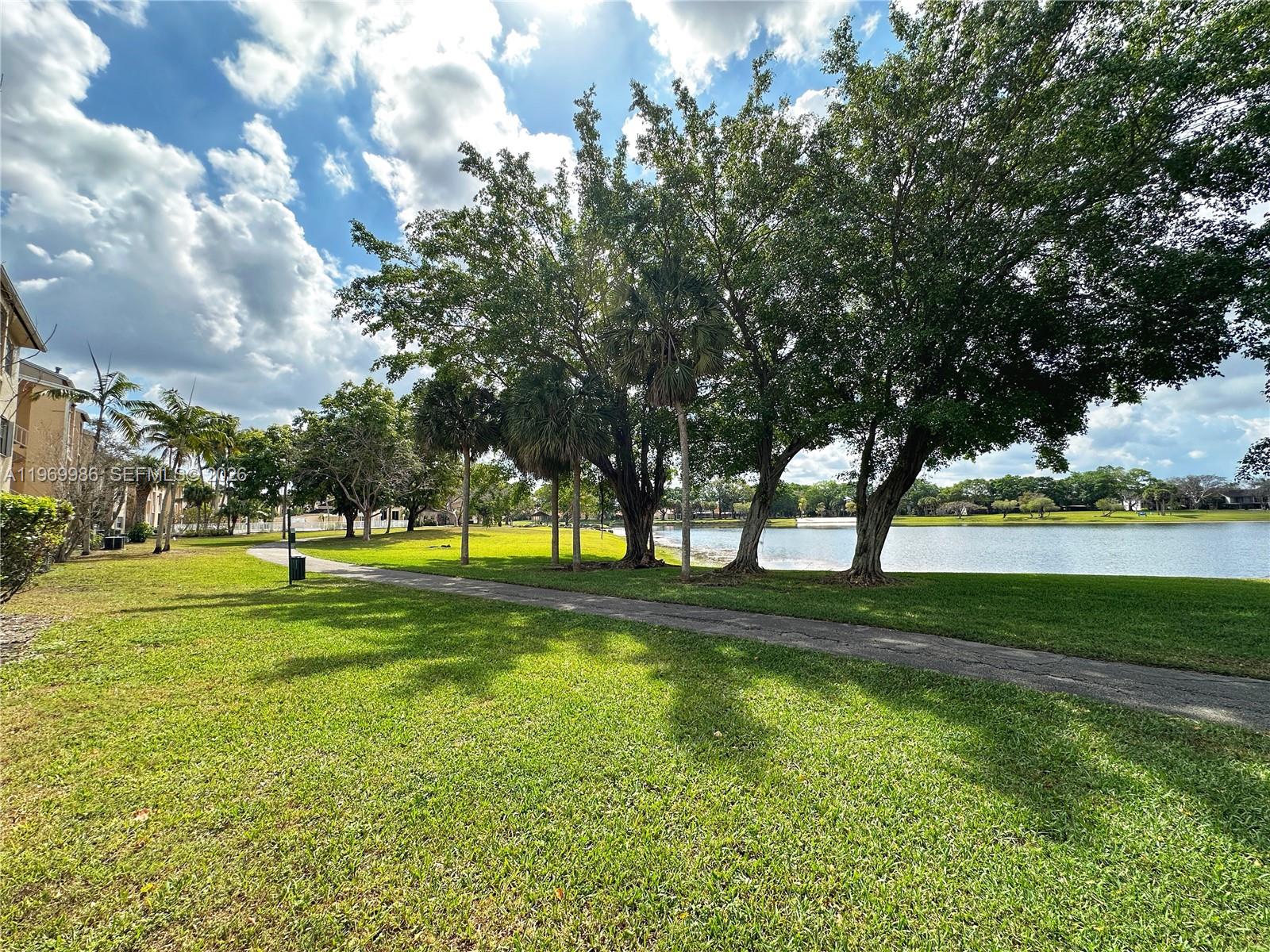 HAMMOCKS TRAILS CONDO - Residential