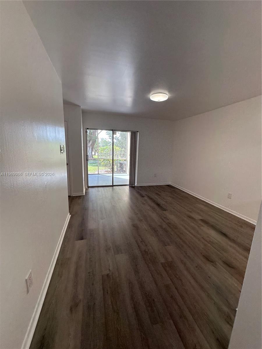 HAMMOCKS TRAILS CONDO - Residential