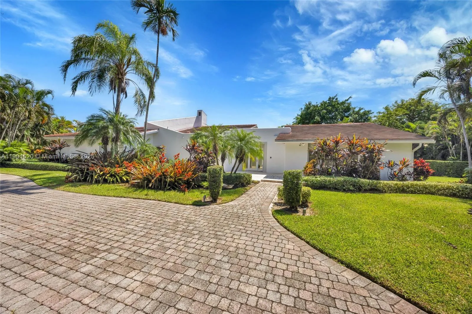 Coral Gables, Florida 33143, United States, 5 Bedrooms Bedrooms, ,5 BathroomsBathrooms,Residential,Active,232609