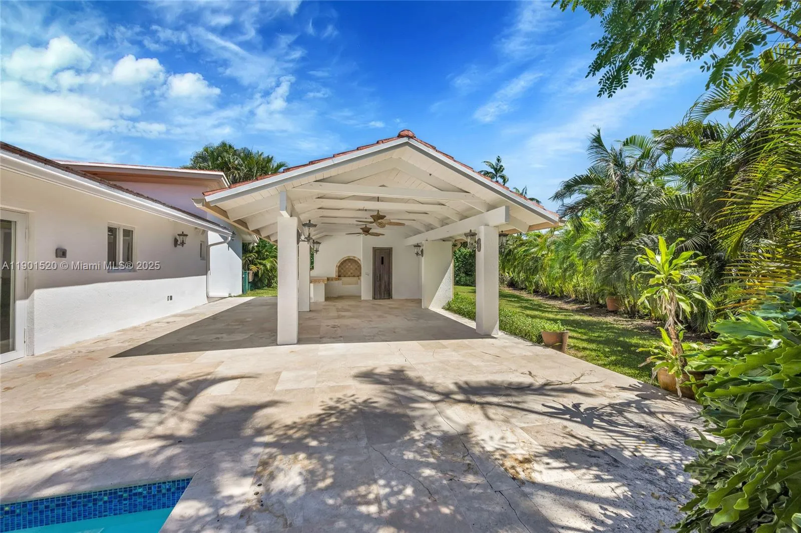 Coral Gables, Florida 33143, United States, 5 Bedrooms Bedrooms, ,5 BathroomsBathrooms,Residential,Active,232609