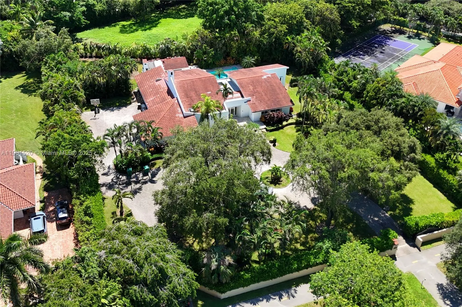 Coral Gables, Florida 33143, United States, 5 Bedrooms Bedrooms, ,5 BathroomsBathrooms,Residential,Active,232609