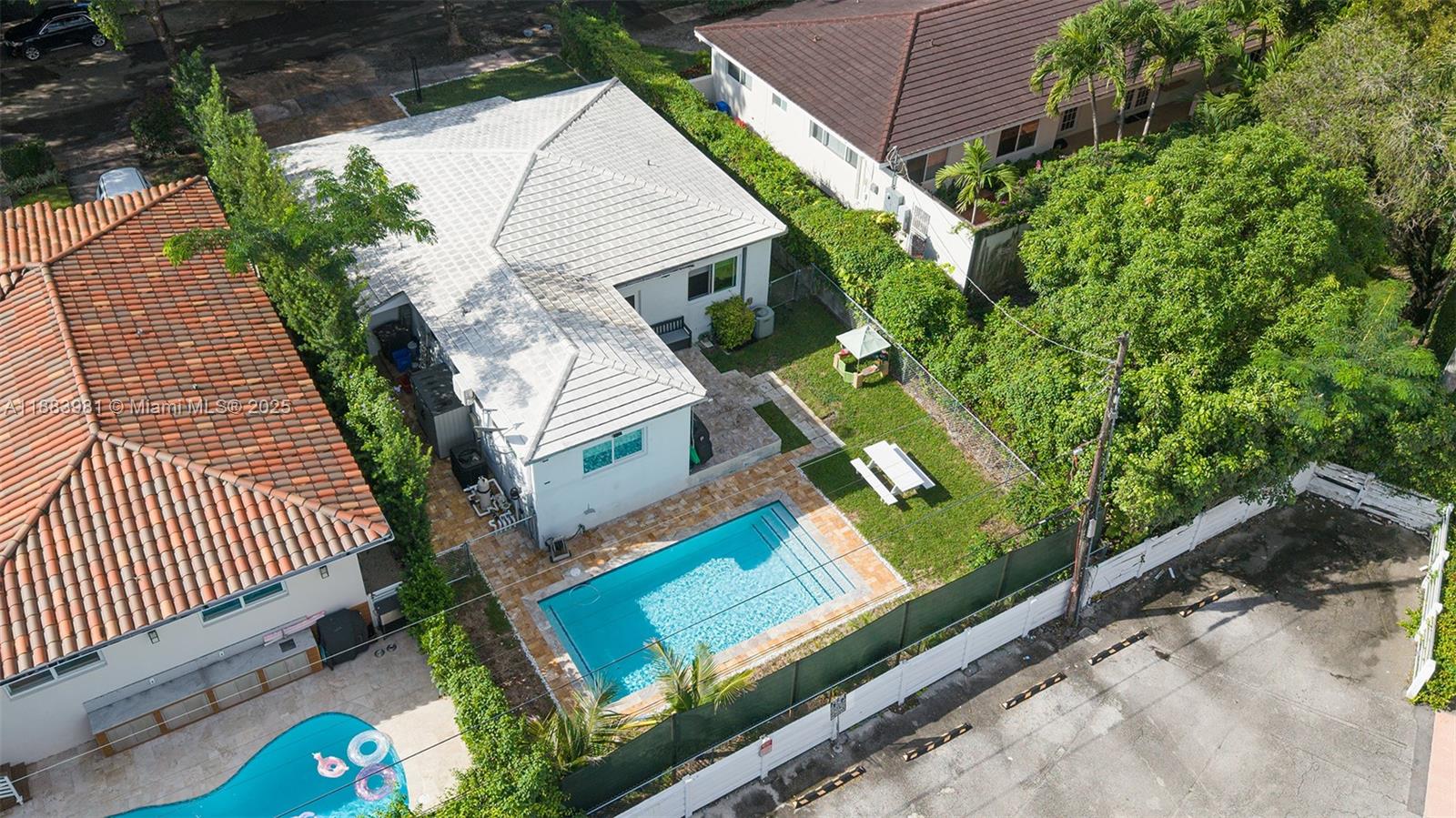 COCONUT GROVE SEC PART 1 - Residential