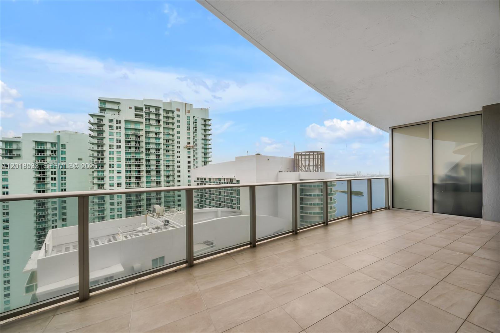ARIA ON THE BAY CONDO - Residential