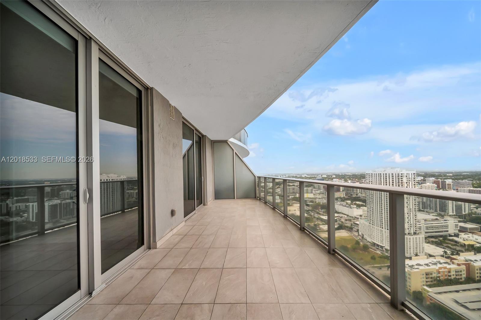 ARIA ON THE BAY CONDO - Residential