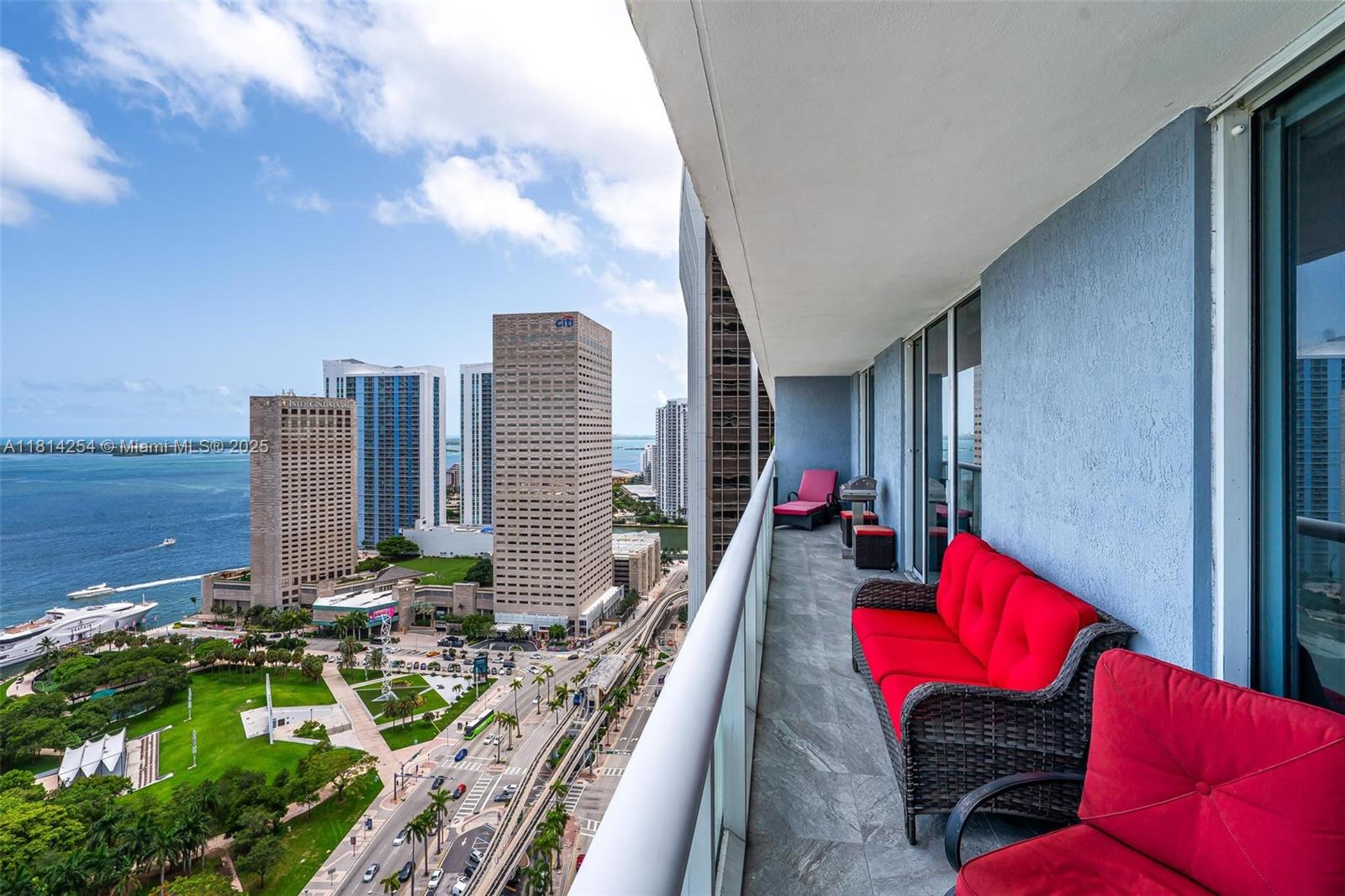 50 BISCAYNE CONDO - Residential